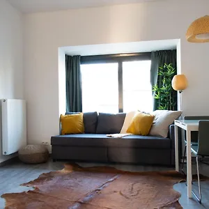 https://pelicanstay-in-antwerp-city-center.hotelsantwerp.net